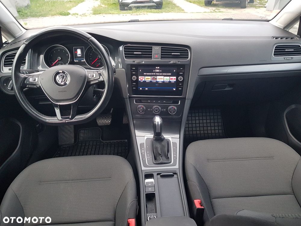 Volkswagen Golf 1.5 TSI BMT Evo Comfortline DSG - 4