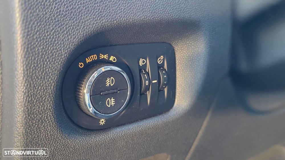 Opel Corsa 1.3 CDTi Color Edition - 12