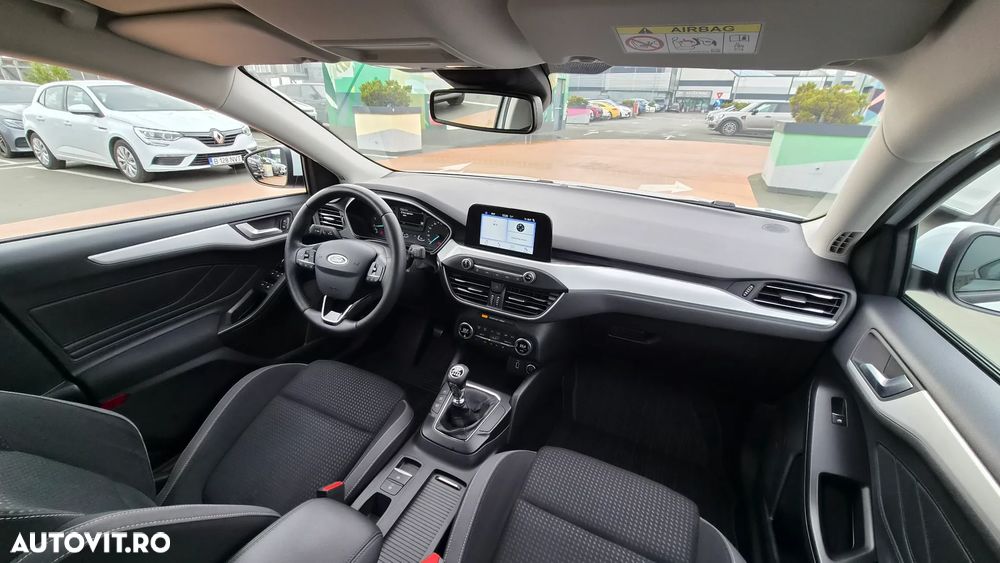 FORD Focus 2019 — imagine 6