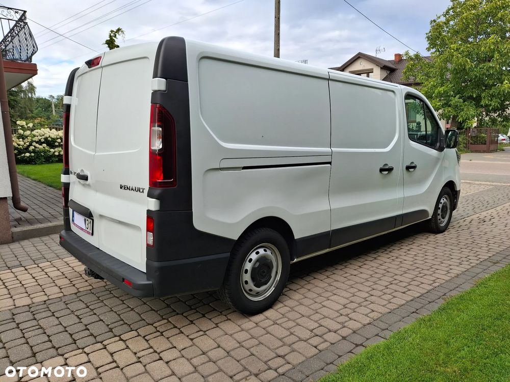 Renault Trafic - 10