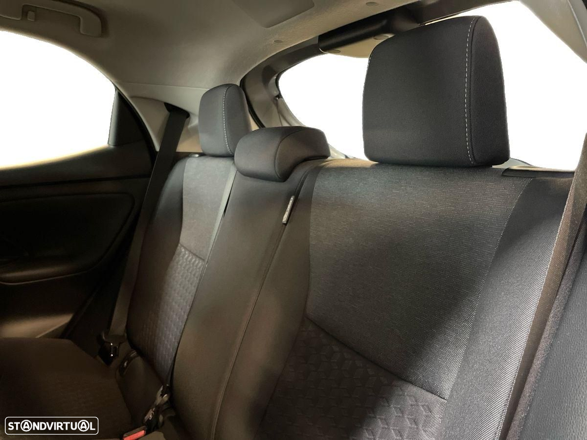 Toyota Yaris 1.0 VVT-i Comfort Plus - 11