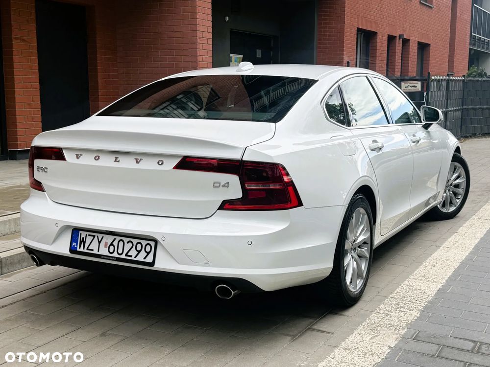 Volvo S90 D4 Momentum - 10
