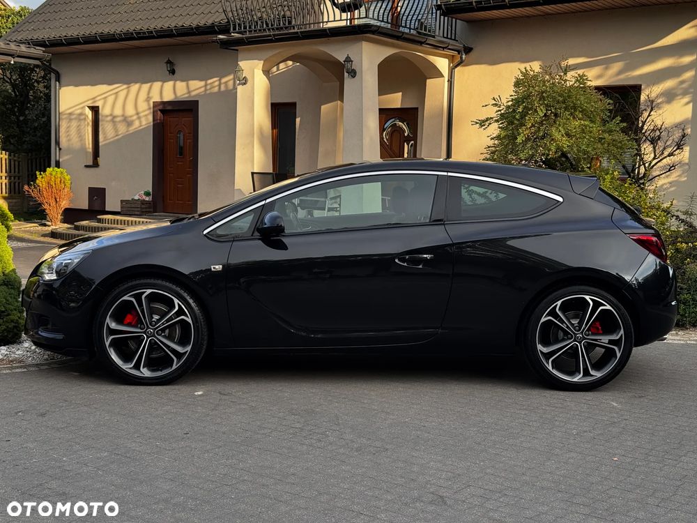 Opel Astra 1.6 Turbo Edition - 3