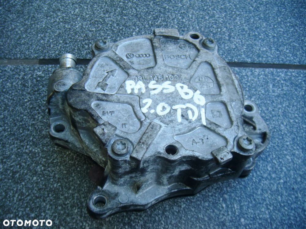 vw passat b6 2.0 tdi vacum pompa 03l145100 - 1