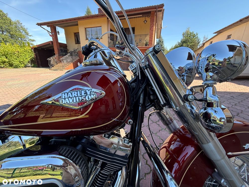Harley-Davidson Softail Heritage Classic - 23
