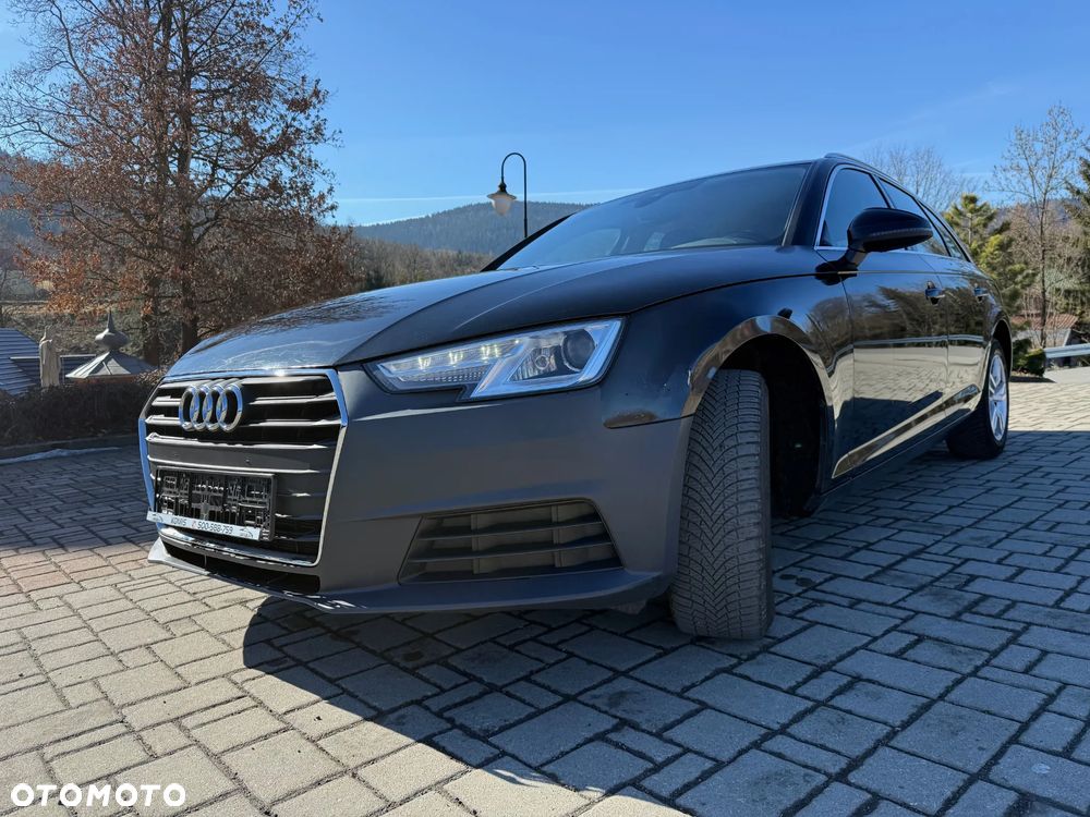 Audi A4 Avant 2.0 TDI S tronic - 9