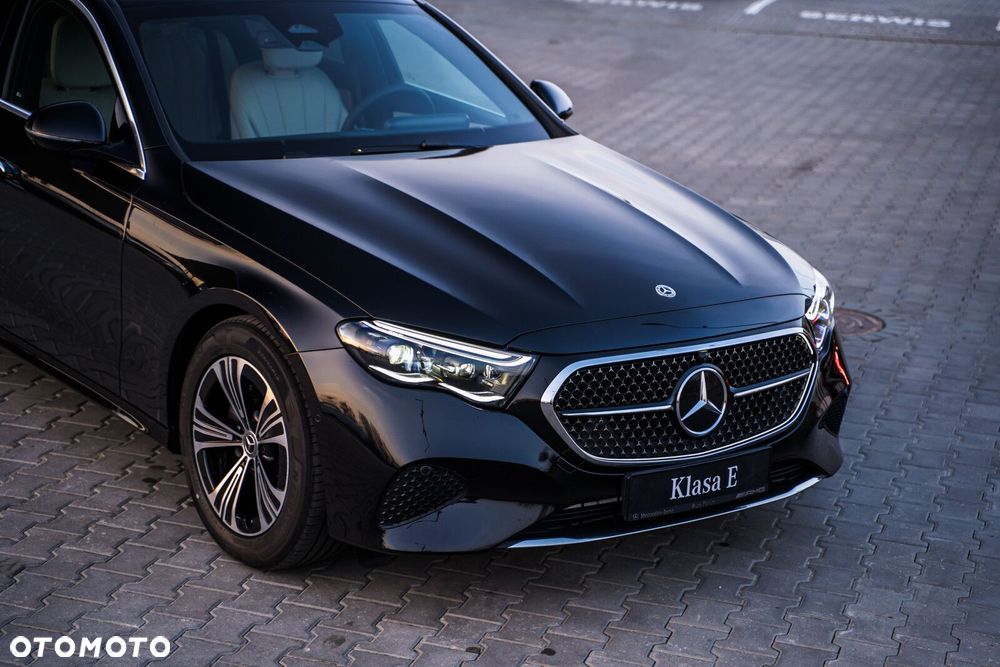 Mercedes-Benz Klasa E - 8