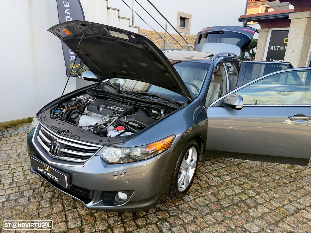 Honda Accord Tourer 2.2 i-DTEC Executive Navi E.Limitada - 33