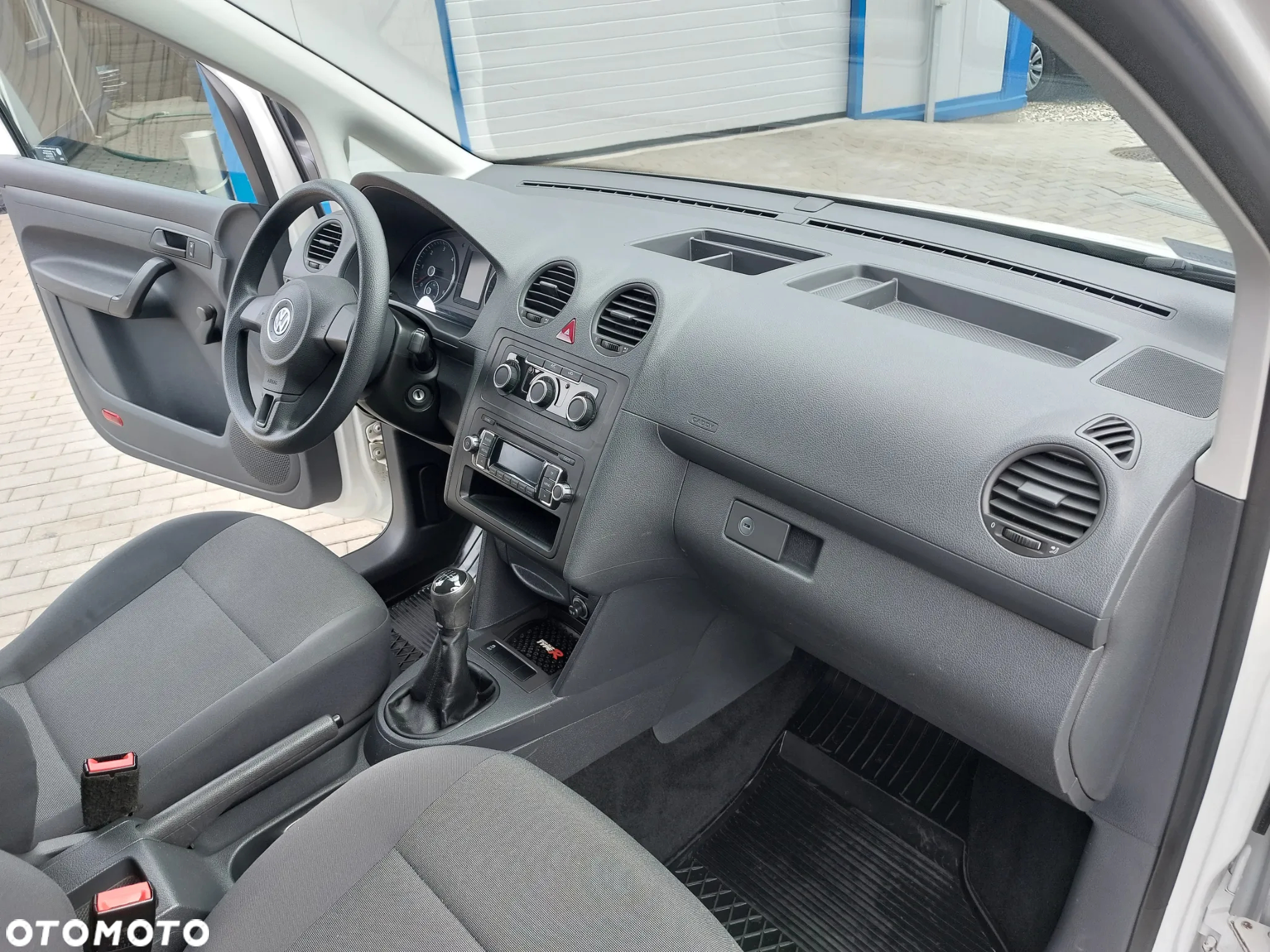 Volkswagen Caddy 1.6 TDI Comfortline - 24