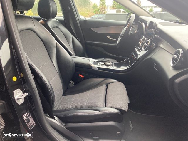 Mercedes-Benz C 300 de Avantgarde - 36