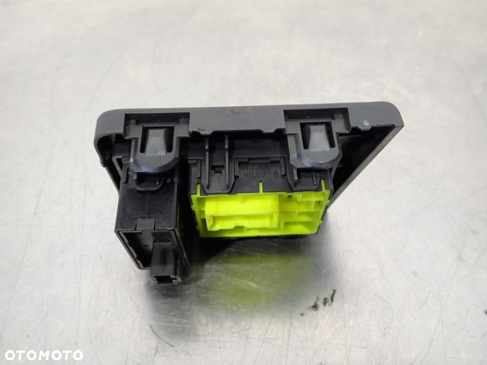 PANEL STEROWANIA LUSTEREK NISSAN NV200 - 3