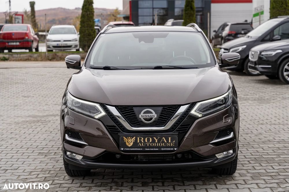 Nissan Qashqai 1.6 DCI Xtronic TEKNA+ - 9