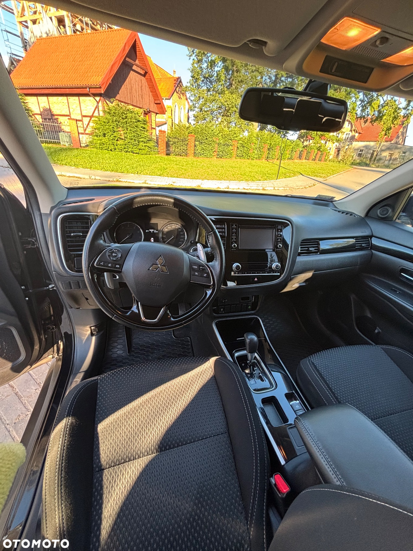 Mitsubishi Outlander 2.0 Intense 2WD CVT - 12