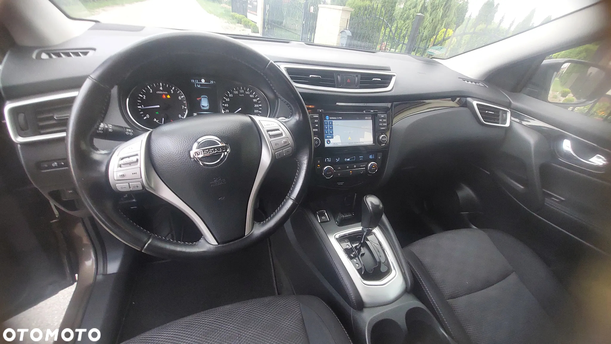 Nissan Qashqai 1.2 DIG-T Xtronic TEKNA - 11