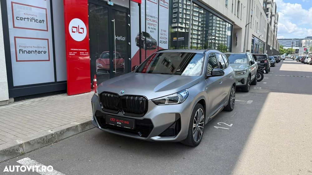 BMW iX1 xDrive30 - 1