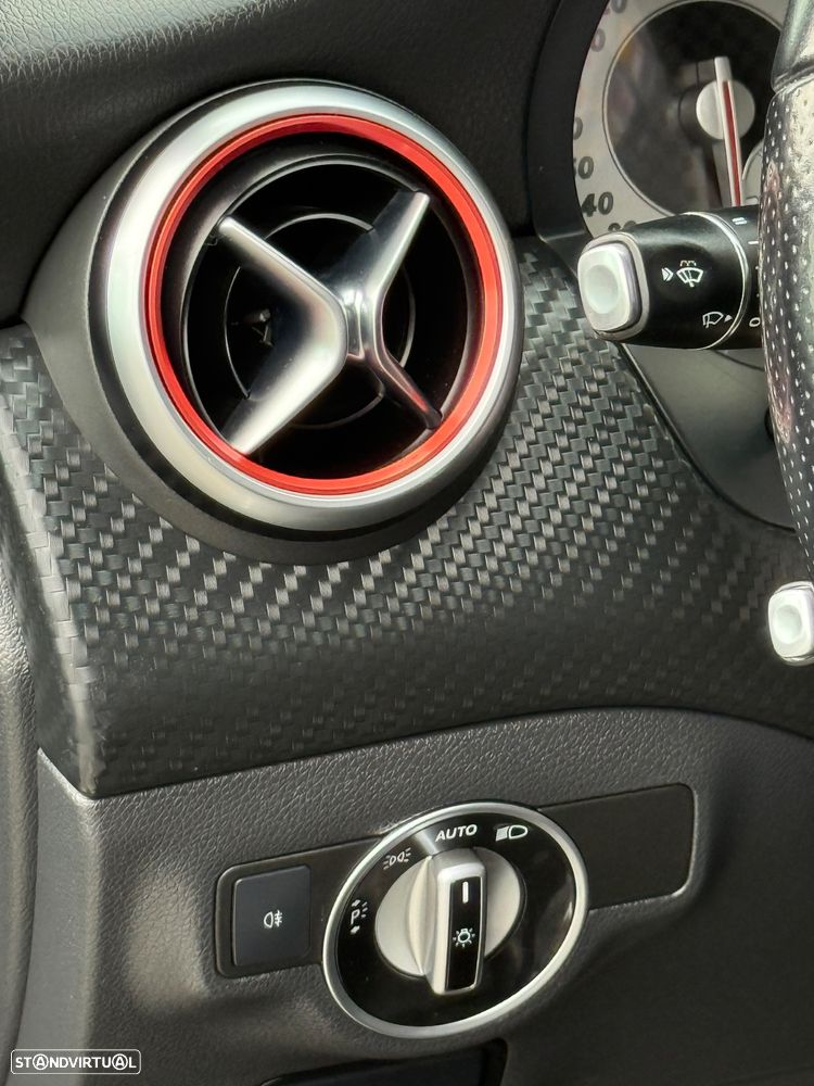 Mercedes-Benz A 220 d 7G-DCT AMG Line - 13