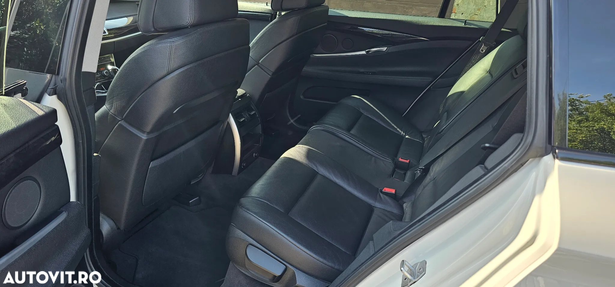 BMW Seria 5 530d xDrive - 13