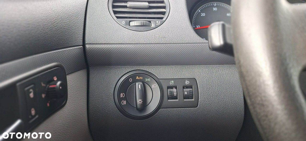 Volkswagen Caddy - 14