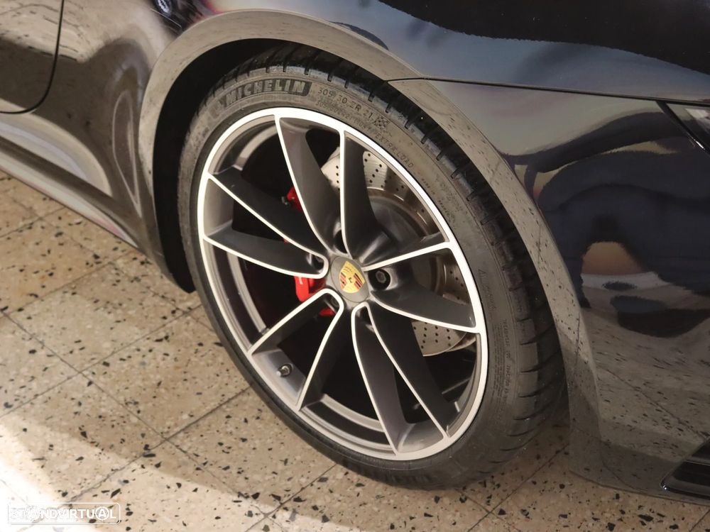 Porsche 911 (992) Targa 4S PDK - 43
