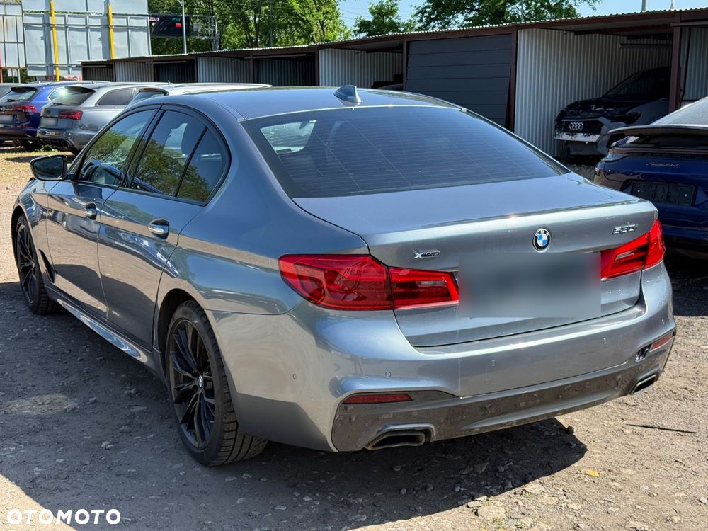 BMW Seria 5 530i xDrive M Sport sport - 13