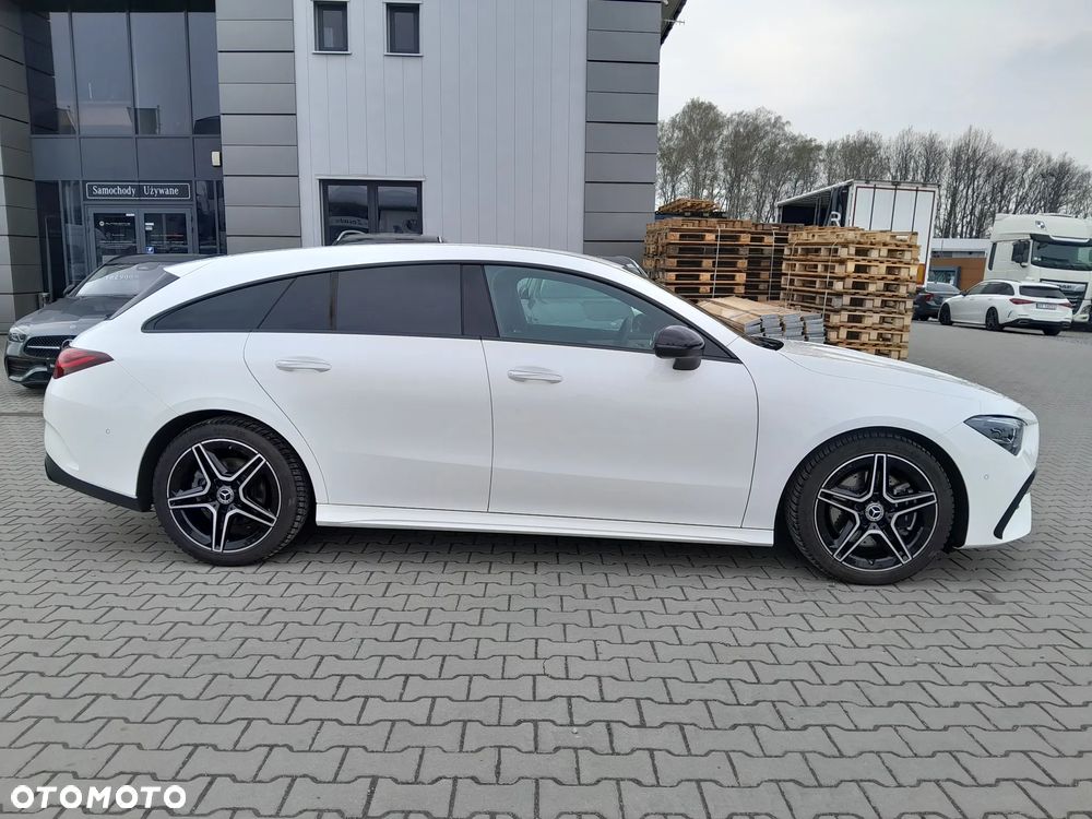 Mercedes-Benz CLA 200 AMG Line 7G-DCT - 7
