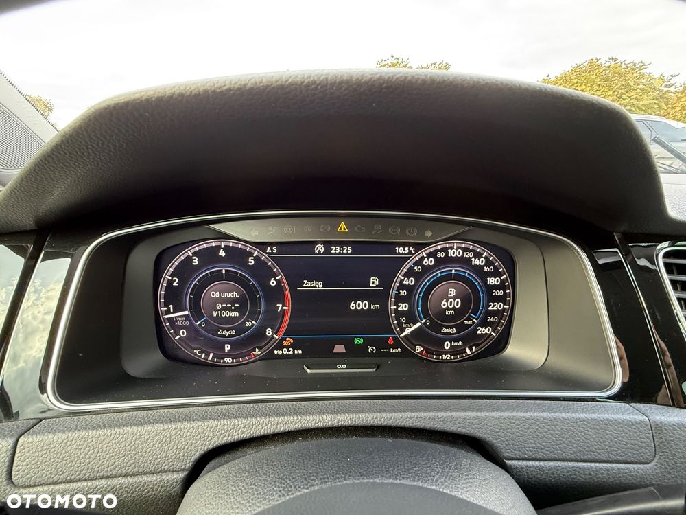 Volkswagen Golf 1.5 TSI ACT OPF DSG Highline - 19