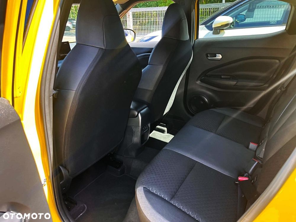 Nissan Juke 1.0 DIG-T N-Connecta DCT - 12