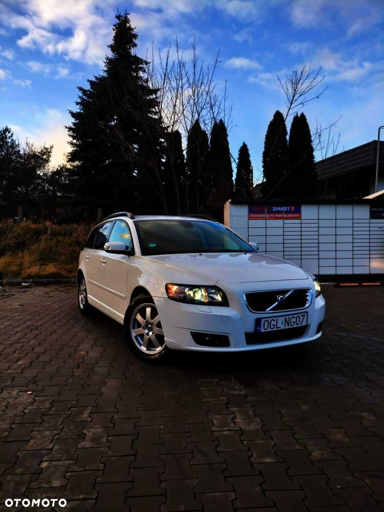 Volvo V50 D5 DPF Summum - 1