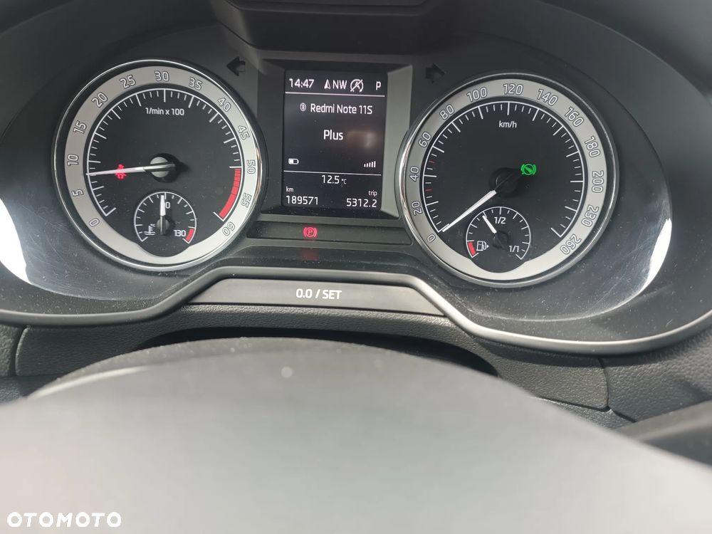 Skoda Octavia 2.0 TDI DSG Ambition - 8