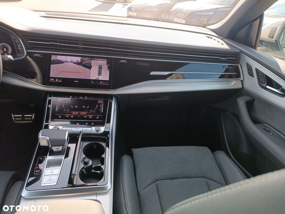 Audi Q8 - 21