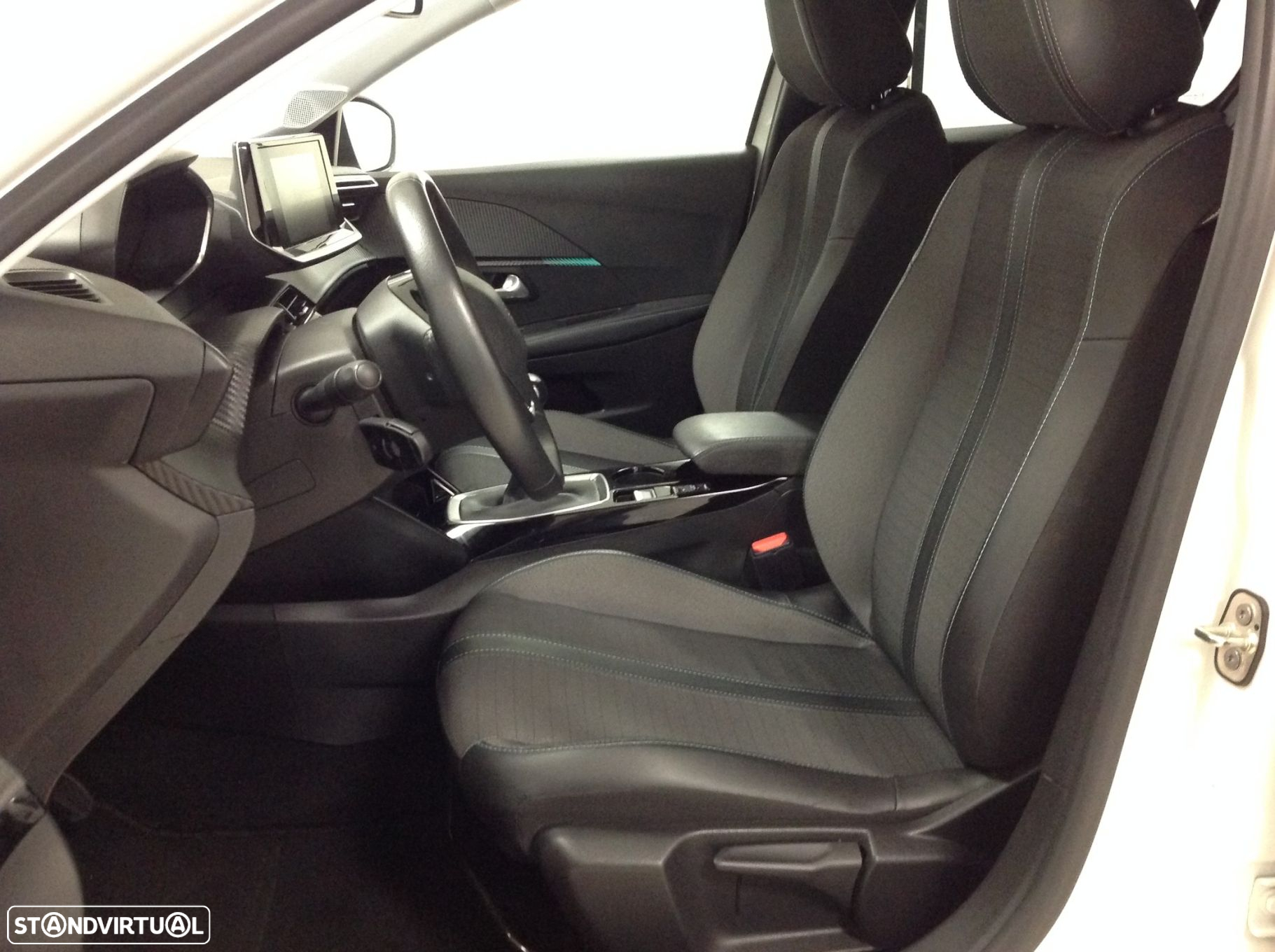 Peugeot 208 1.2 PureTech Allure - 13