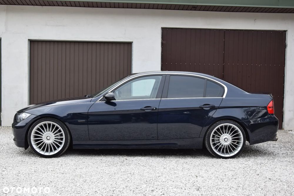 BMW Seria 3 325i - 4