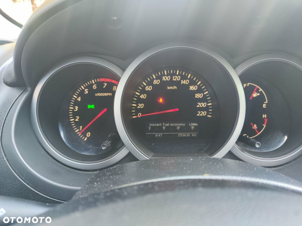 Suzuki Grand Vitara 2.4 De Luxe EU5 - 8