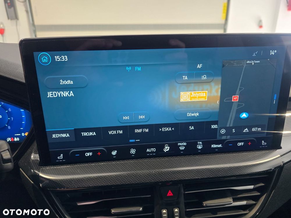 Ford Focus 1.0 EcoBoost mHEV ST-Line - 16