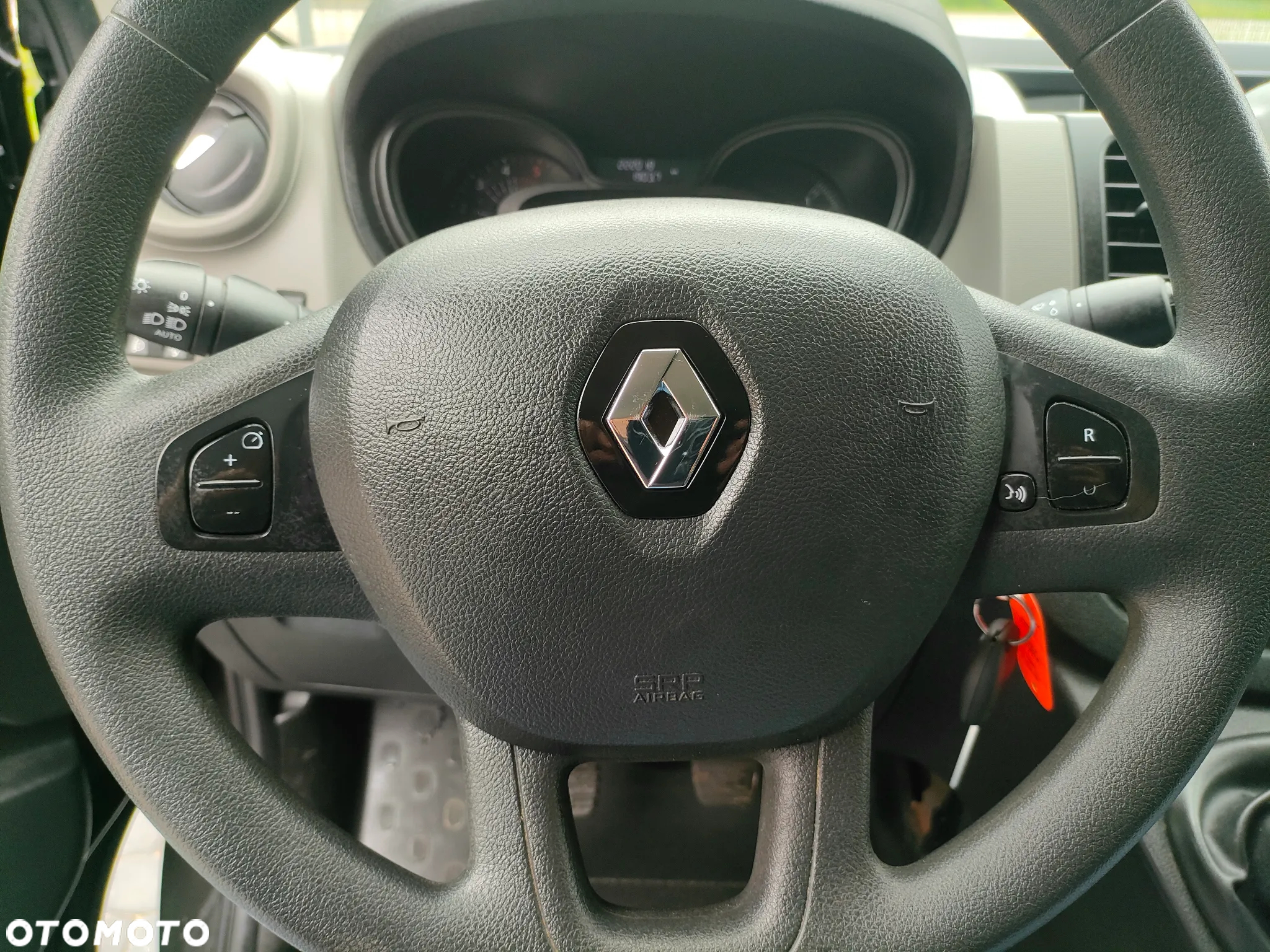 Renault TRAFIC 2019r 1,6 DCI 125KM L2H1 LONG EURO VI DUBEL DRZWI - 17