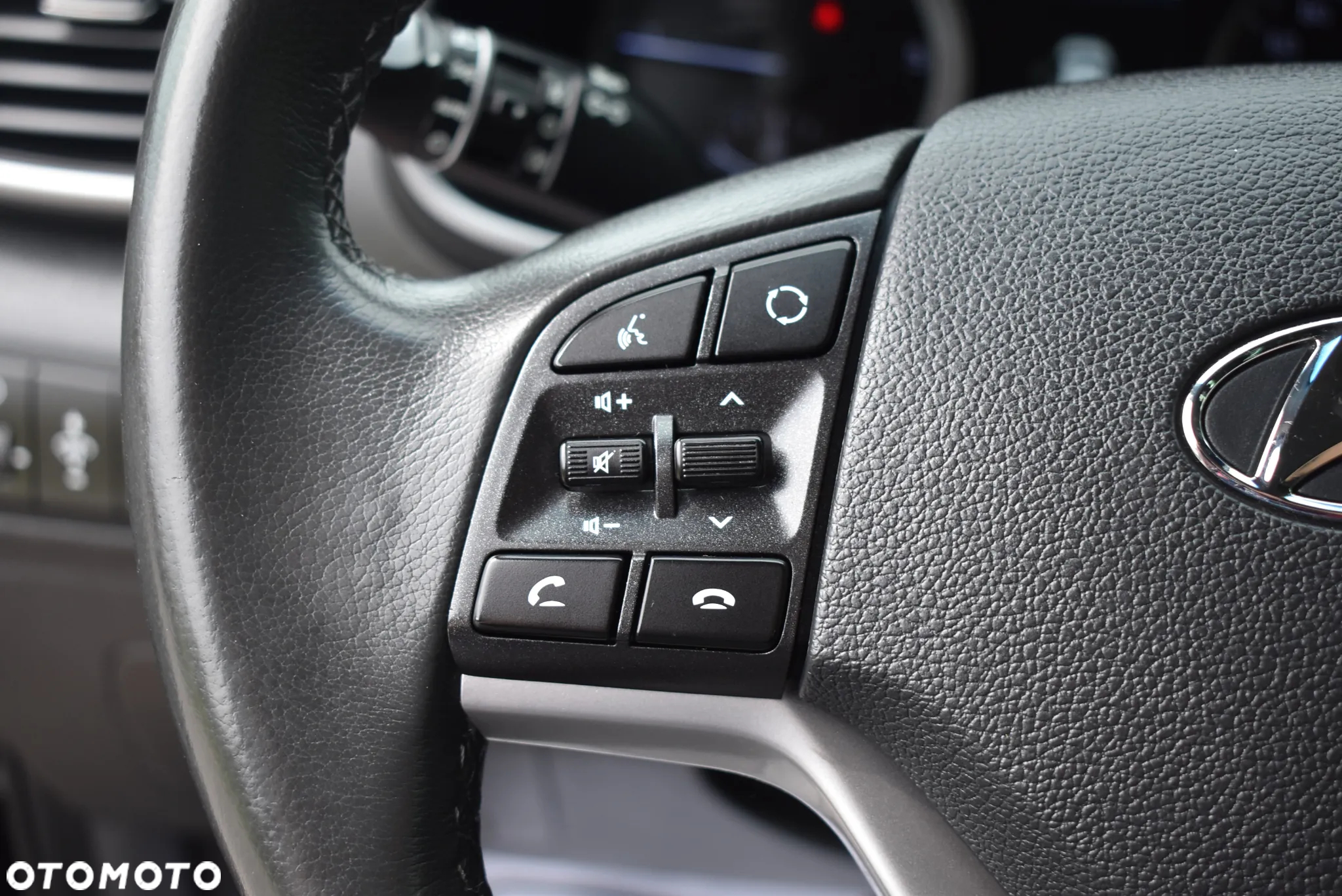Hyundai Tucson 1.6 CRDi 48V-Hybrid 2WD DCT Trend - 28
