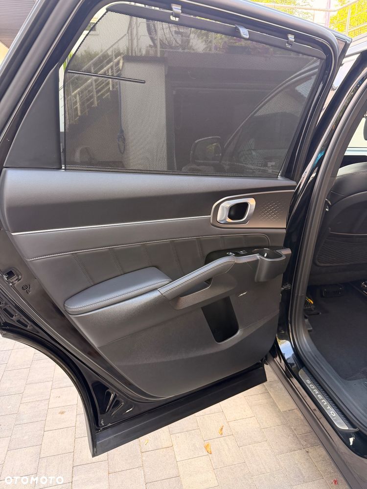 Kia Sorento - 37