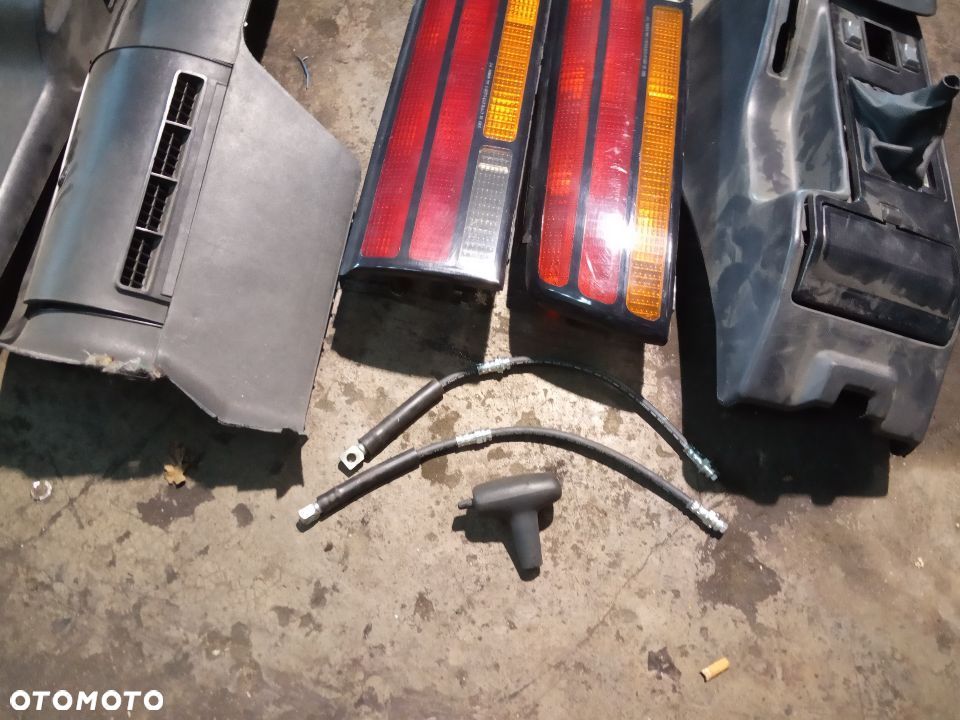 PONTIAC FIREBIRD 3 gen 3rd gen 1982–1992 lampa tyl tylna prawa f-body trans am 2.5 2.8 3.1 v6 3.8 5.0 v8 5.7 rear lamp tail right 1983 1984 1985 1986 1987 1988 1989 1990 1991 - 11