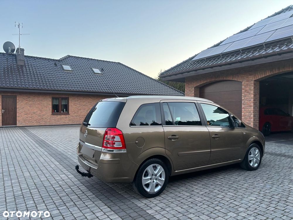 Opel Zafira 1.8 - 4