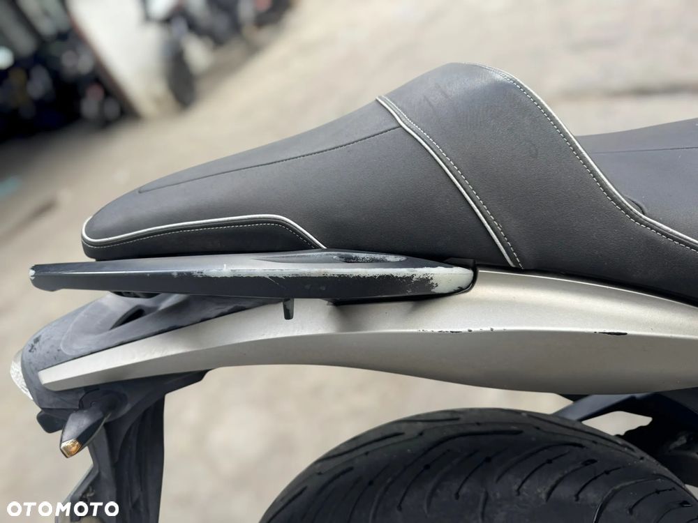 Honda Hornet - 15