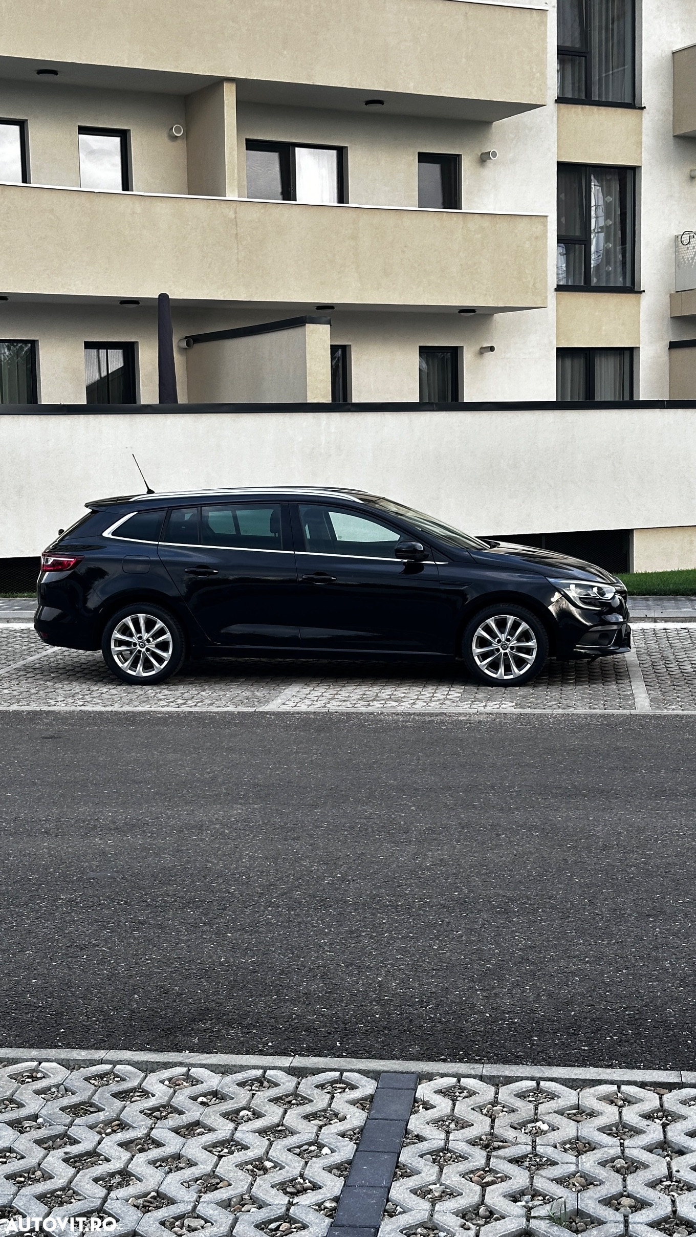 Renault Megane - 11