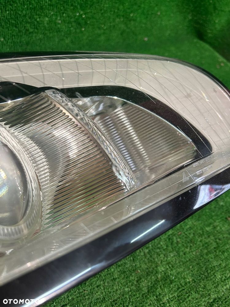 REFLEKTOR PRAWY VOLVO V50 S40 LIFT nr:162 - 3