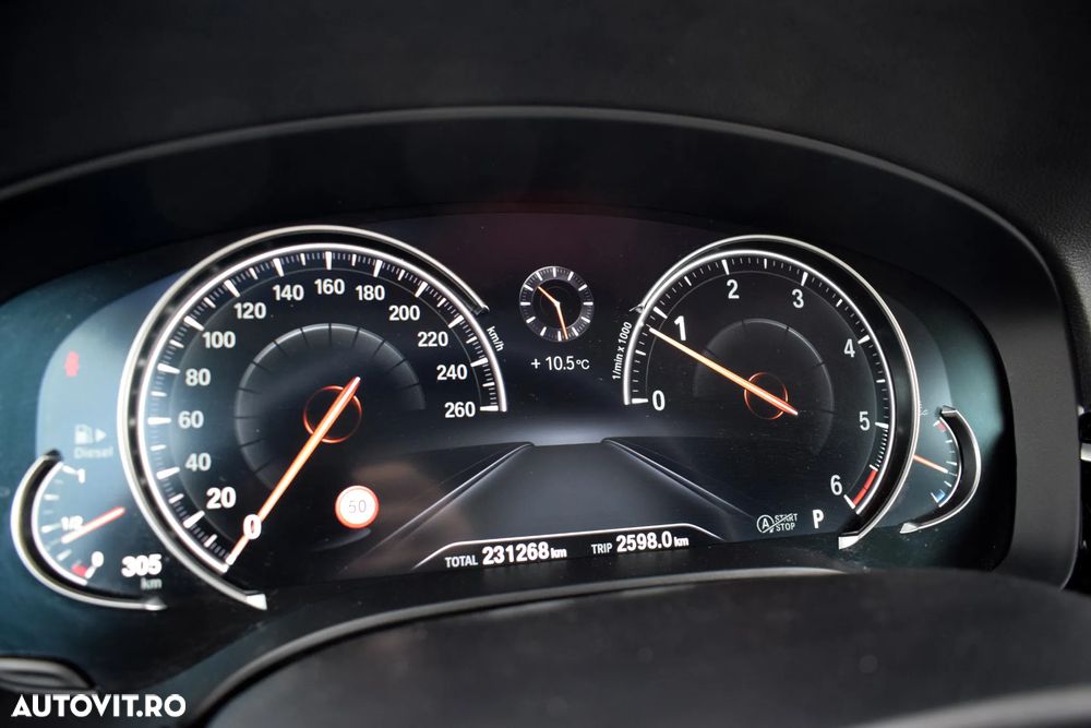 BMW Seria 5 520d xDrive Aut. - 38