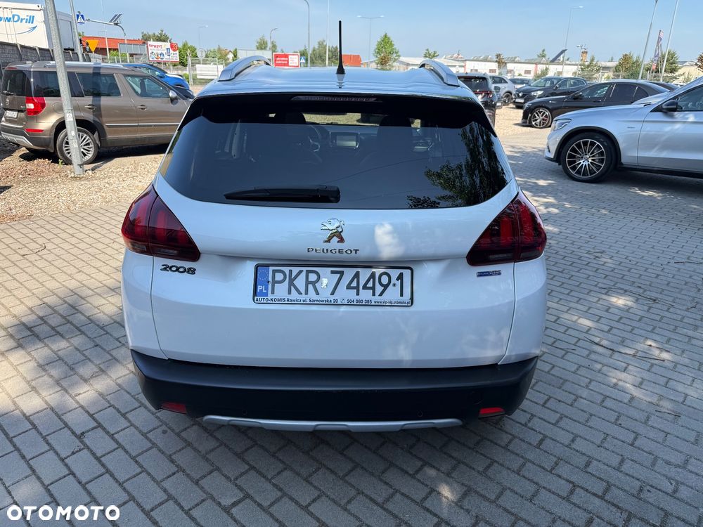 Peugeot 2008 PureTech 110 Stop&Start GT-Line Edition - 6