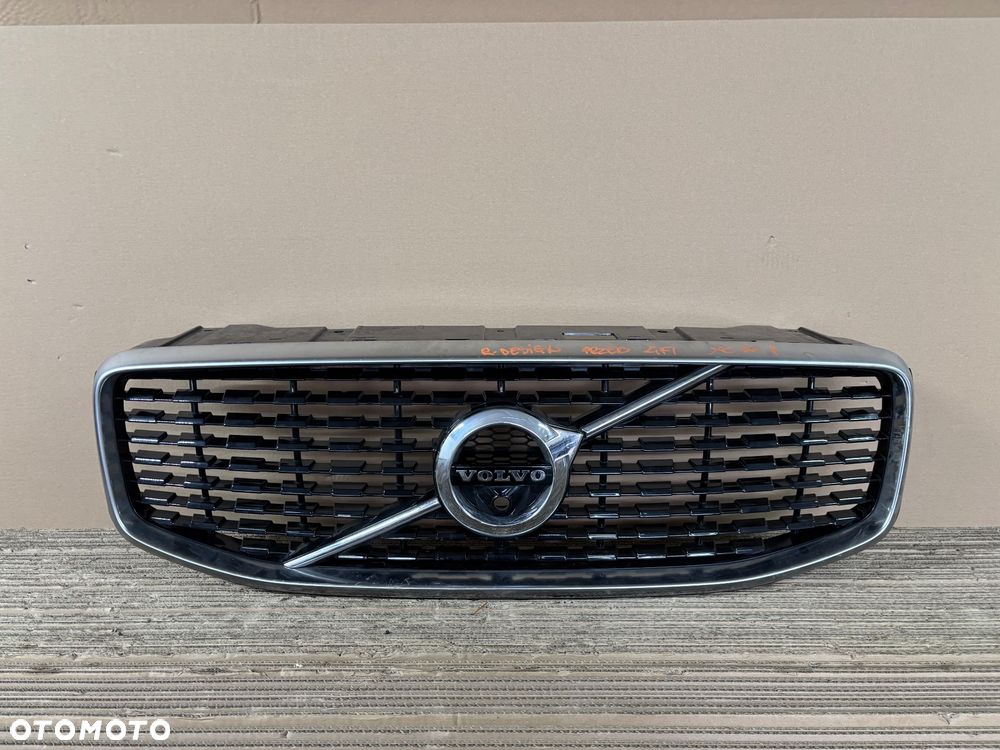 VOLVO XC60 II R-Design Atrapa ,Grill - 1
