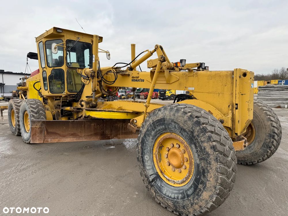 Komatsu GD 705A-4 Równiarka / 17,5 tony / - 11