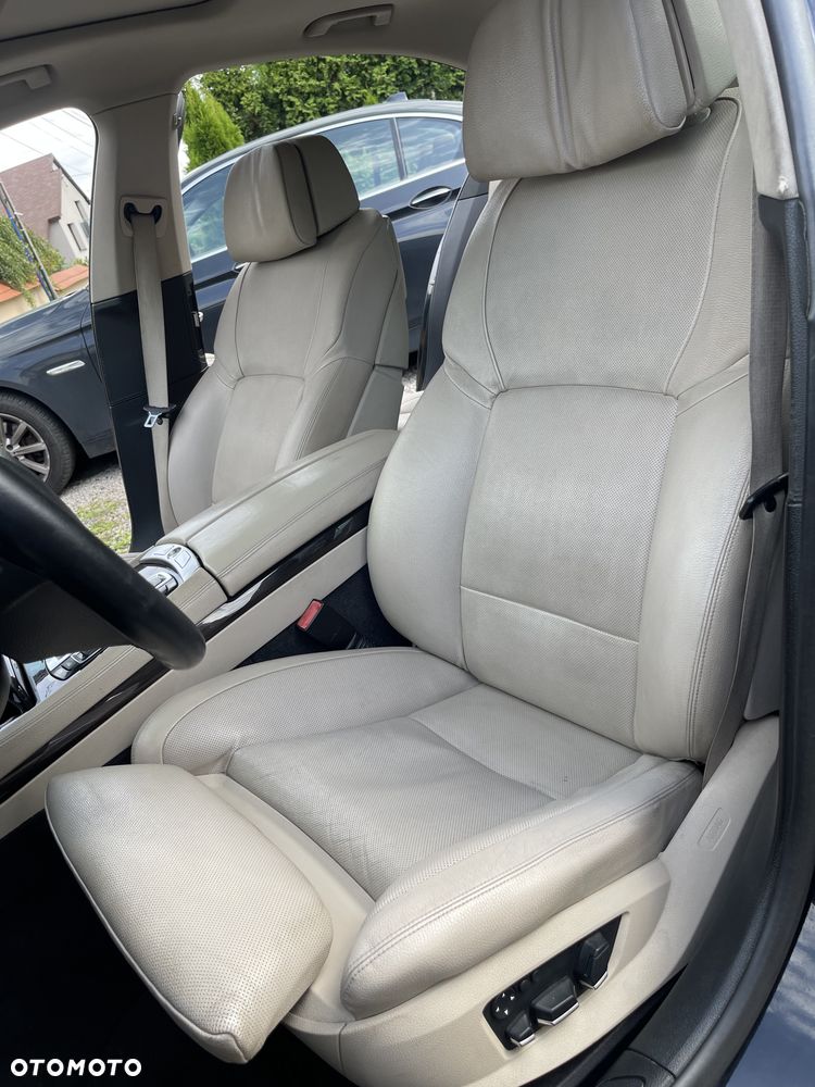 BMW Seria 7 740d xDrive - 15