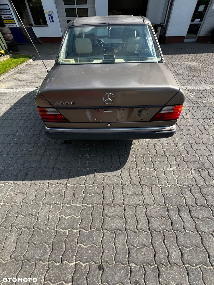 Mercedes-Benz W124 (1984-1993) - 14