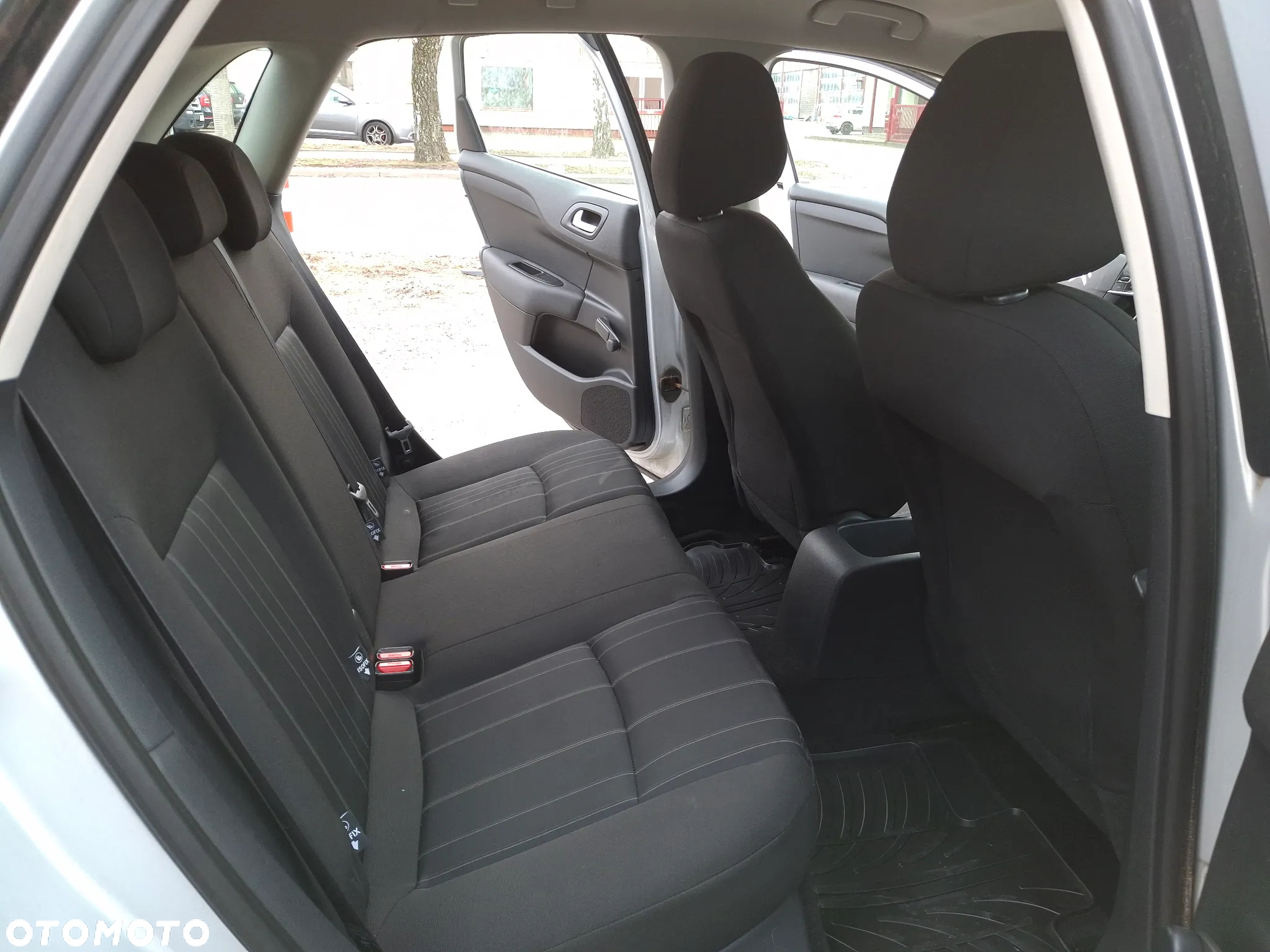 Citroën C4 1.6 HDi Attraction - 8