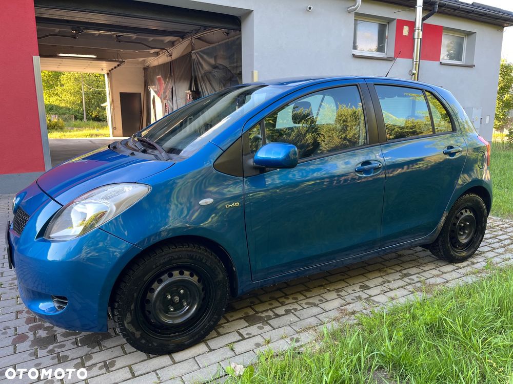Toyota Yaris 1.4 D-4D Terra A/C - 3